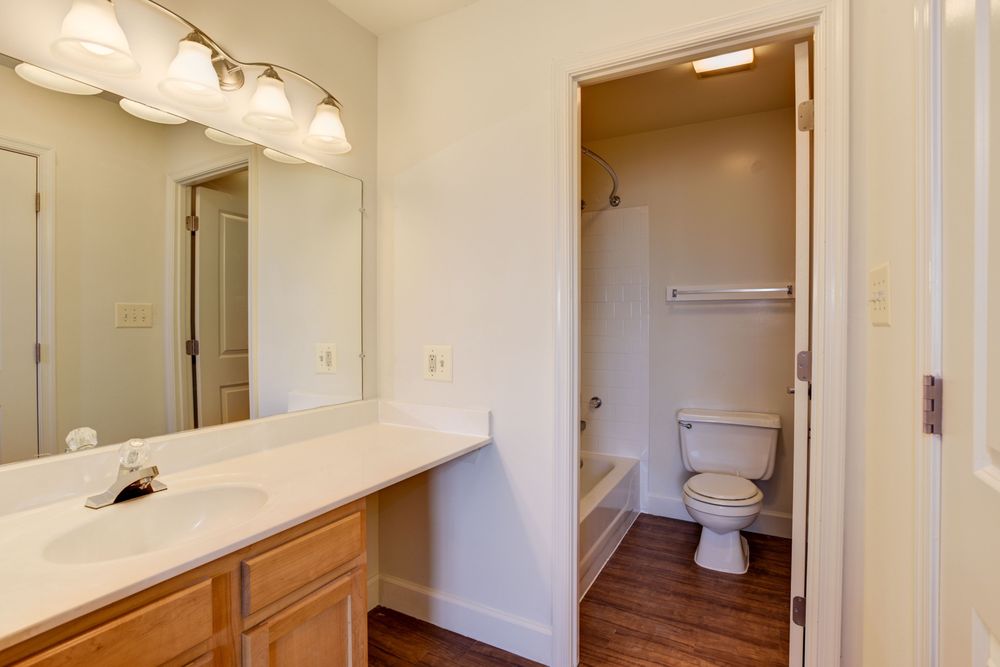 FOX RUN APARTMENTS 43 Photos 1600 Ashby Square Dr, Edgewood