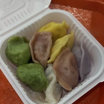 Vanessa's Dumpling House - Chinese Near Me - New York, New York