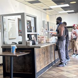 Bre's Gourmet Restaurant and Catering - Waiting in line