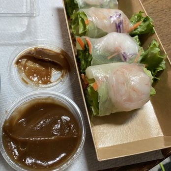 Queen's Cup - Summer Rolls from the heavens. - Coffee & Tea Near Me - Lake Mary, Florida Queen's Cup - Summer Rolls from the heavens. - Coffee & Tea Near Me - Lake Mary, Florida