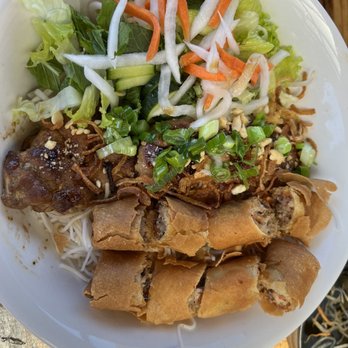 Tasty Bowl - My bun mi - Asian Fusion Near Me - Oakland, California Tasty Bowl - My bun mi - Asian Fusion Near Me - Oakland, California