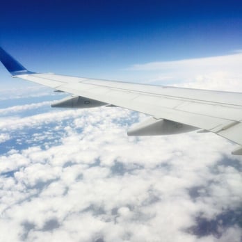 Delta Air Lines - Break in clouds - Airlines Near Me - Chicago, Illinois