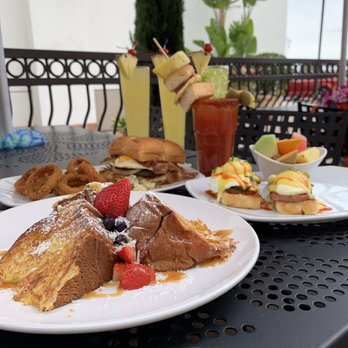 Broken Yolk Cafe - Breakfast & Brunch Near Me - Costa Mesa, California