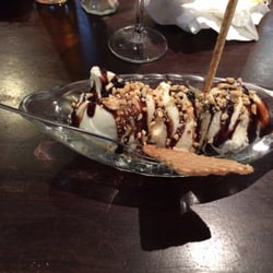 Seaton Hotel - Nut sundae in a boat fantastic