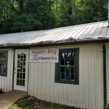 Delauders  BBQ - Barbeque Near Me - Sevierville, Tennessee