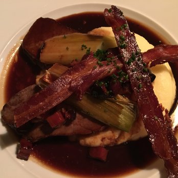Tradition - Skomakarlada (sirloin steak with leek, bacon, red wine sauce, and potato puree) - Swedish Near Me - Stockholm, Alberta Tradition - Skomakarlada (sirloin steak with leek, bacon, red wine sauce, and potato puree) - Swedish Near Me - Stockholm, Alberta