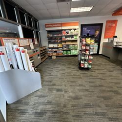 FedEx Office Ship Center