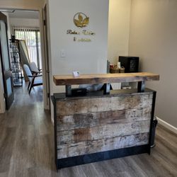 Radiance Wellness & Aesthetics - reception
