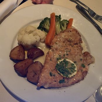 Goccia D'oro Ristorante - Italian Near Me - Lindenhurst, New York Goccia D'oro Ristorante - Italian Near Me - Lindenhurst, New York
