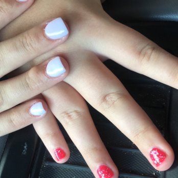 Lux Nail Spa - Nail Salons Near Me - Stephenville, Texas
