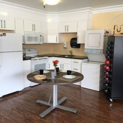 La Crescenta Health Care Center - Rehabilitation Therapy Department (Occupational Therapy, Cooking, Cleaning, Dressing, Safety and Fall Prevention)