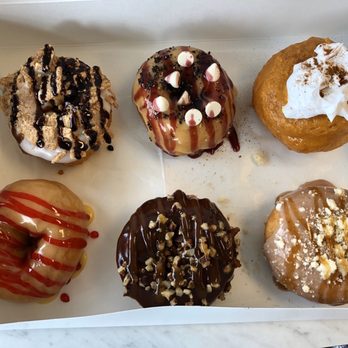 Donna's Delicious Dozen - Donuts Near Me - Columbus, Ohio