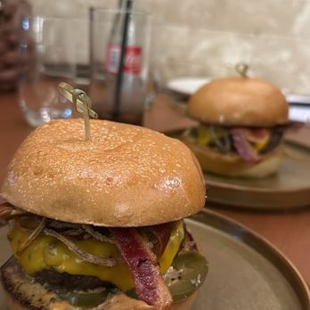 Lira - The burger - New American Near Me - Campbell, California Lira - The burger - New American Near Me - Campbell, California