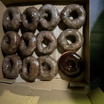 M & M Donuts - Dozen - 11 blueberry and the last chocolate they had - Donuts Near Me - Anaheim, California M & M Donuts - Dozen - 11 blueberry and the last chocolate they had - Donuts Near Me - Anaheim, California