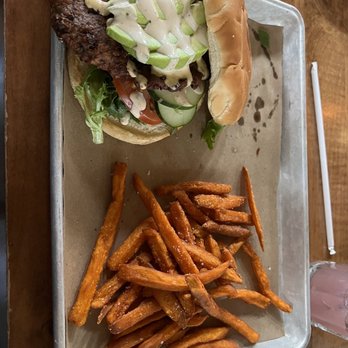 The Goat Murfreesboro - Veggie Burger - Bars Near Me - Murfreesboro, Tennessee The Goat Murfreesboro - Veggie Burger - Bars Near Me - Murfreesboro, Tennessee