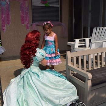 Orange County Royalty Party Characters - My daughter and aril deep in conversation. - Party Characters Near Me