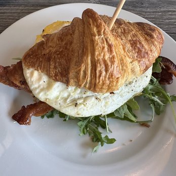 Cos&Pi - Ham, Egg & Cheese Croissant - Breakfast & Brunch Near Me - South Pasadena, California Cos&Pi - Ham, Egg & Cheese Croissant - Breakfast & Brunch Near Me - South Pasadena, California