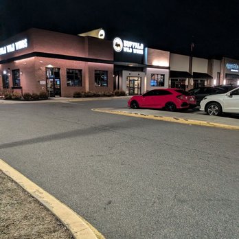 Buffalo Wild Wings - American Near Me - Newark, Delaware