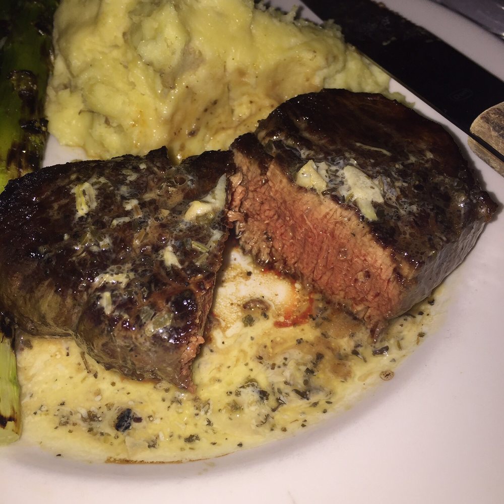 801 Chophouse - My perfectly cooked filet mignon - Steakhouses Near Me - Clayton, Missouri 801 Chophouse - My perfectly cooked filet mignon - Steakhouses Near Me - Clayton, Missouri