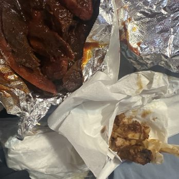 Woody's Bar-B-Que - DISGUSTING MANE STRAIGHT NASTY - Barbeque Near Me - Los Angeles, California