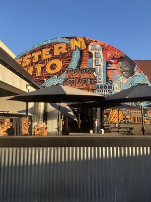 Stateline Road Smokehouse by null