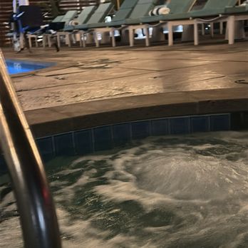 Hyatt House LAX - Hot tub - Hotels Near Me - Los Angeles, California