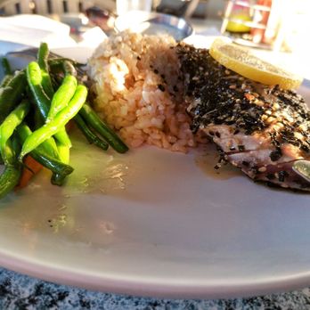 Nico's Pier 38 - Tuna - Seafood Near Me - Honolulu, Hawaii