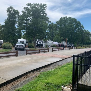 Big Meadow Family Campground - Riverside slots - Campgrounds Near Me - Townsend, Tennessee Big Meadow Family Campground - Riverside slots - Campgrounds Near Me - Townsend, Tennessee