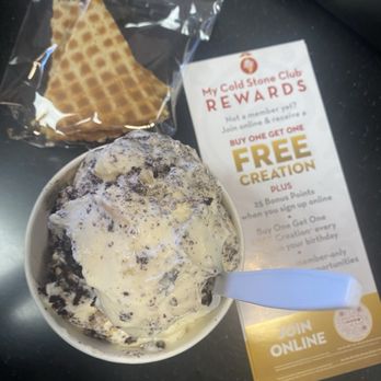 Cold Stone Creamery - Cake Batter Batter Batter and Waffle Chips - Ice Cream & Frozen Yogurt Near Me - Las Vegas, Nevada Cold Stone Creamery - Cake Batter Batter Batter and Waffle Chips - Ice Cream & Frozen Yogurt Near Me - Las Vegas, Nevada
