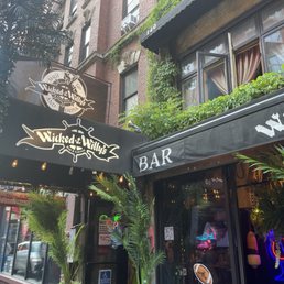 WICKED WILLY’S - Updated October 2025 - 799 Photos & 812 Reviews - 149