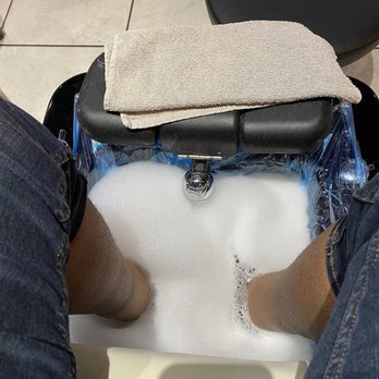 Strip Nails - Pedicure preparation - Waxing Near Me - Las Vegas, Nevada Strip Nails - Pedicure preparation - Waxing Near Me - Las Vegas, Nevada