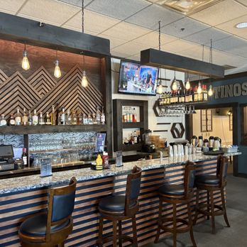 Tino's Kitchen - Bar area - Breakfast & Brunch Near Me - Englewood, Colorado Tino's Kitchen - Bar area - Breakfast & Brunch Near Me - Englewood, Colorado