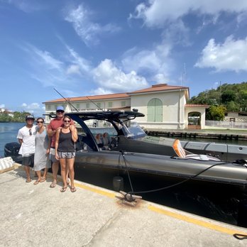 Midnight Sun Boat Charters - Getting in the Onyx - Boat Charters Near Me - Saint Thomas, Virgin Islands