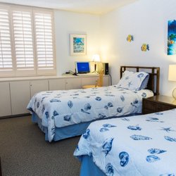 Mission Beach Retreat Ocean Front Vacation Rental - 2nd bedroom. Master overlooks ocean