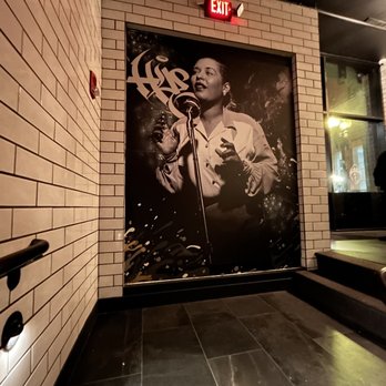 Hue Boston - Lounges Near Me - Boston, Massachusetts