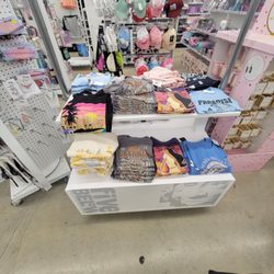 Five Below