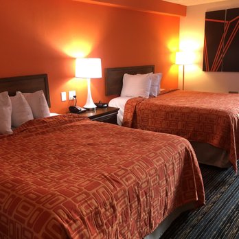 Howard Johnson by Wyndham Lexington - Hotels Near Me - Lexington, Virginia