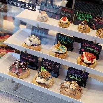 Cinnaholic - All vegan options, that you won't believe is vegan. - Bakeries Near Me - Wilmington, North Carolina Cinnaholic - All vegan options, that you won't believe is vegan. - Bakeries Near Me - Wilmington, North Carolina