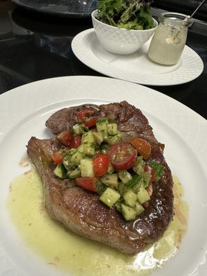 Le Bistro by null