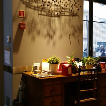 Brick Café - Breakfast & Brunch Near Me - Lisbon, 11