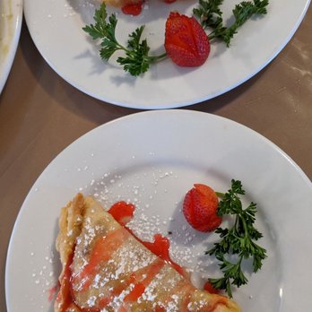 Bocha’s Restaurant - Strawberry stuffed sopapillas... Deliciousness!!! - American Near Me - Cottonwood, Arizona Bocha’s Restaurant - Strawberry stuffed sopapillas... Deliciousness!!! - American Near Me - Cottonwood, Arizona