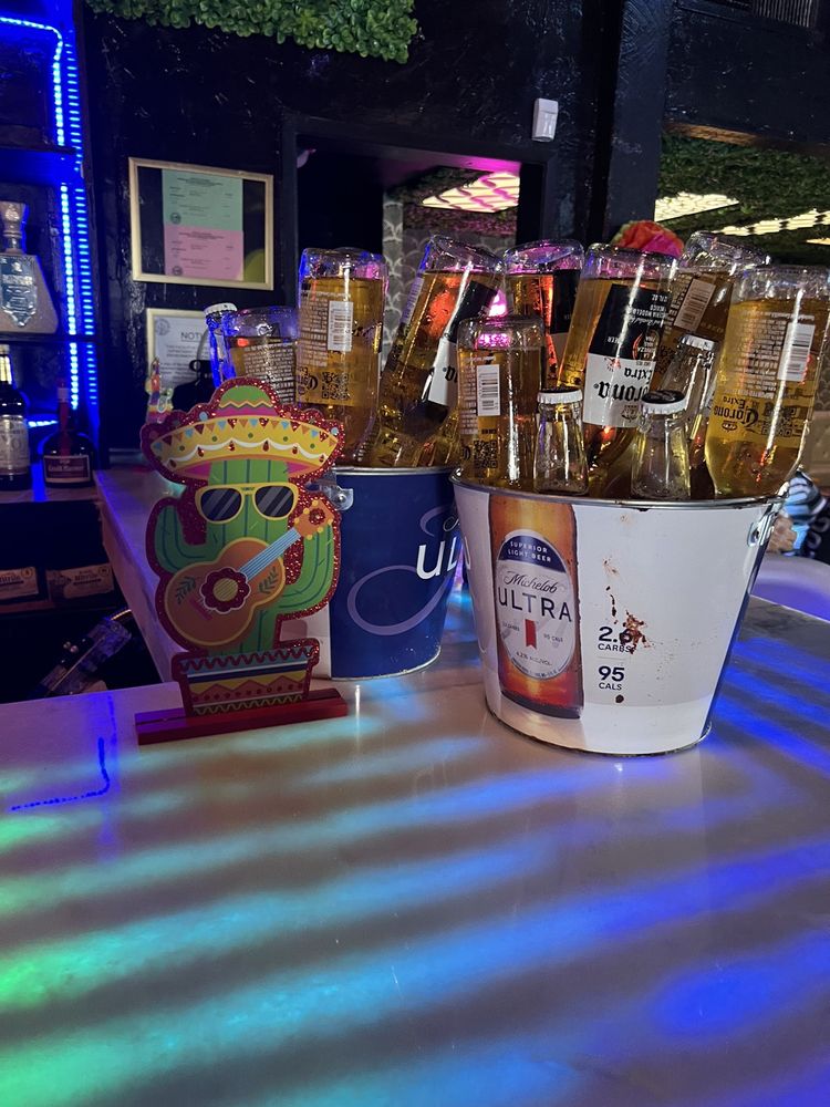 INTIMO COCKTAIL LOUNGE - Updated February 2026 - 33 Photos - 605 N ...