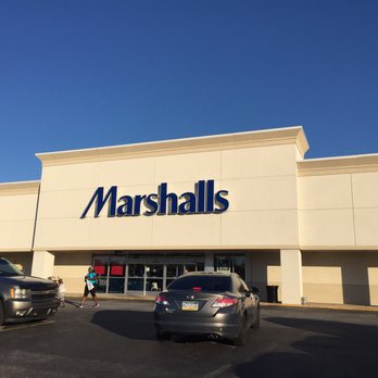 Marshalls - Department Stores Near Me - Glenolden, Pennsylvania