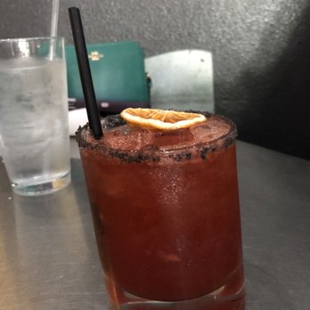 Fugazzis - Margherita - Diners Near Me - Visalia, California