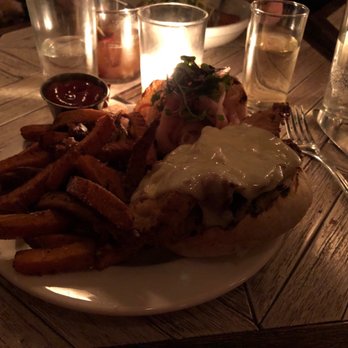 Sisters - Fried chicken sandwich - Music Venues Near Me - Brooklyn, New York Sisters - Fried chicken sandwich - Music Venues Near Me - Brooklyn, New York