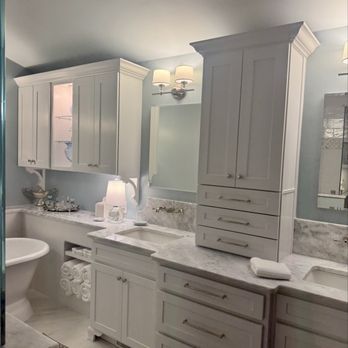Super Home Center - Corbels under wall cabinets, deep crown, removed door, filled holes n put in glass shelves n added a light - Kitchen & Bath Near Me - Madison, Tennessee