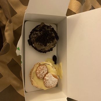 JARS by Fabio Viviani - Oreo Cookies & Cream Banana Pudding - Desserts Near Me - Chicago, Illinois