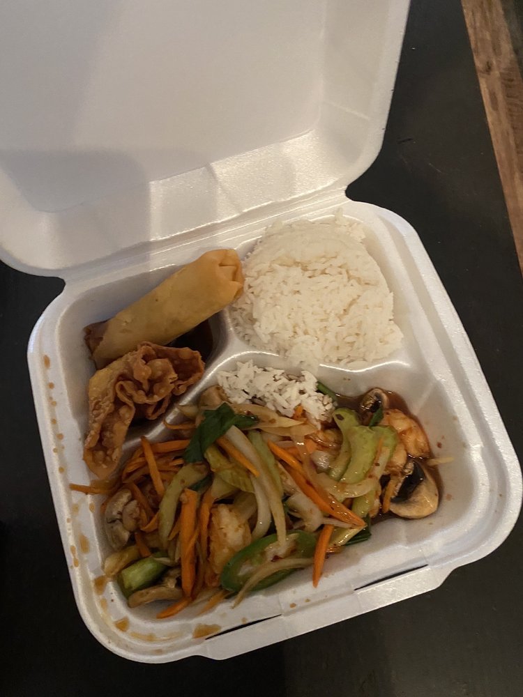 MONTROSE CHINESE RESTAURANT Updated October 2024 38 Photos & 212