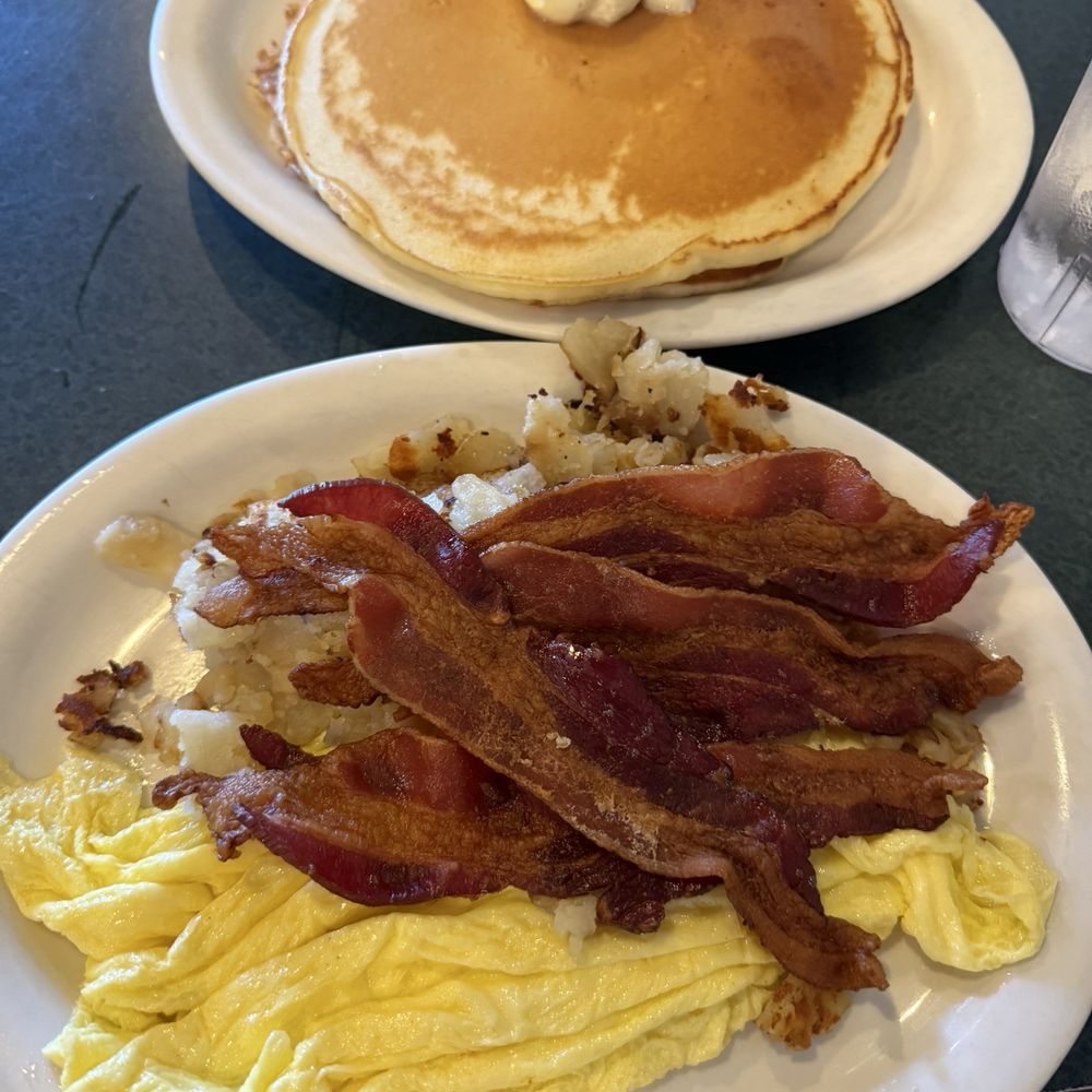 Carver's - Diners Near Me - Denville, New Jersey Carver's - Diners Near Me - Denville, New Jersey