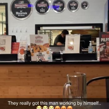 Mountain Mike's Pizza - All his coworkers left him. He was working by himself wth ??? - Pizza Near Me - Santa Maria, California